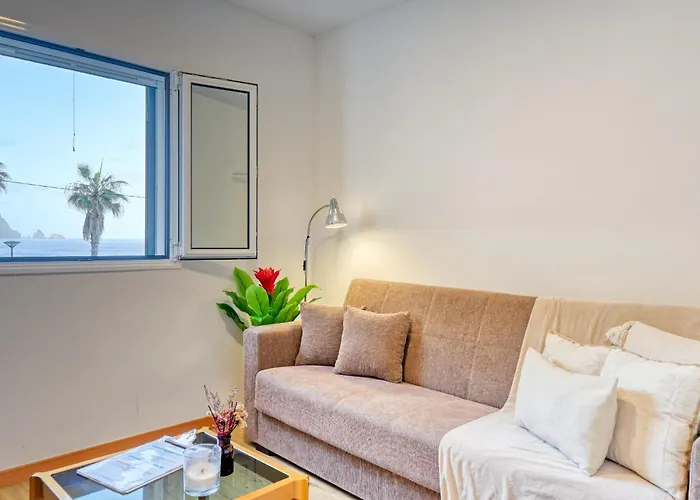 Casa Familia Pestana 2, A In Madeira Сейшал