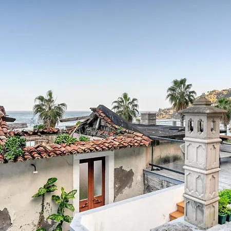 Casa Familia Pestana 2, A In Madeira